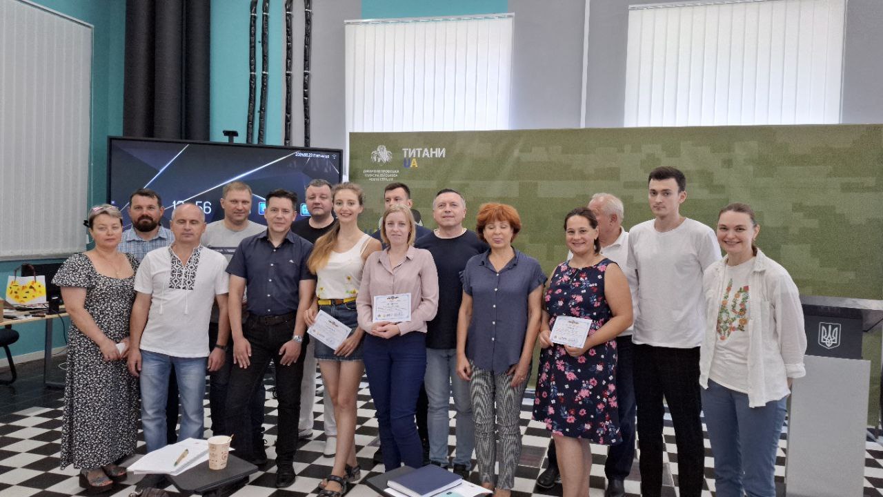 Детальніше про статтю Учасники тренінгів з відновлюваної енергетики підвищили рівень знань і готовність до практичного впровадження рішень