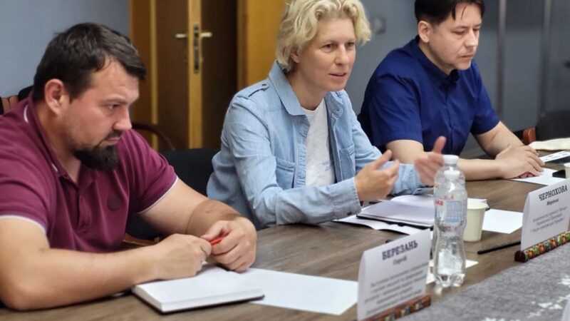 У Дніпрі обговорили розвиток екомоніторингу та водної безпеки громад
